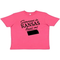 Inktastic някой в ​​Канзас ме обича младежка тениска